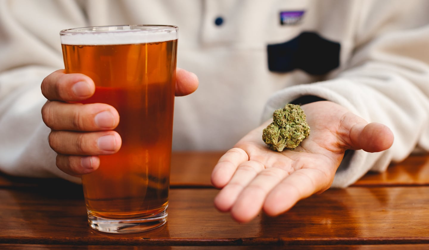 New Canadian Study Links a Decline in the Country’s Beer Sales to Cannabis Legalization